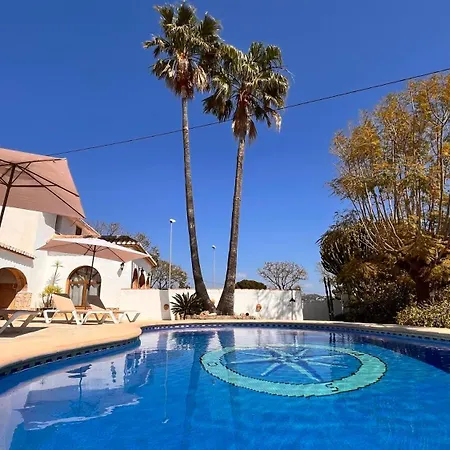 Villa Con Piscina Y Barbacoa En Calpe